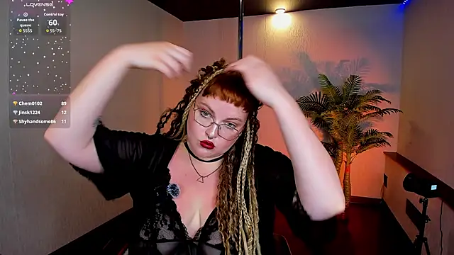 Snapshot of Selena_Bolman chatting on 20, 7, 2026 Selena Bolman online show from 20, 7, 2026