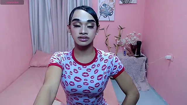 VivienneLuxe online show from 18, 7, 2026