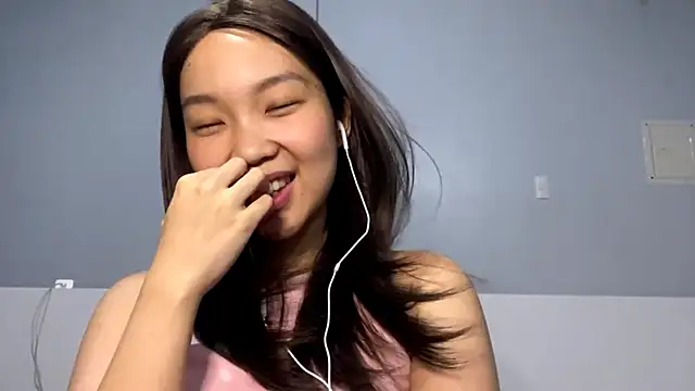 Snapshot of KassandraBrentz chatting on 19, 7, 2026 KassandraBrentz online show from 19, 7, 2026