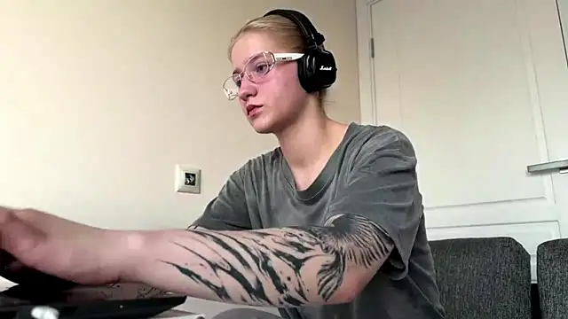 Litliu online show from 17, 7, 2026