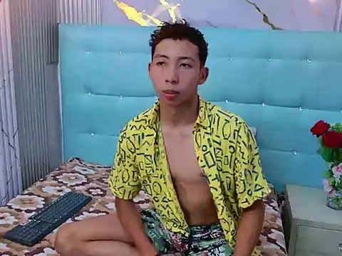 Snapshot of MOgekobig18 chatting on 18, 7, 2026 MOgekobig18 online show from 18, 7, 2026