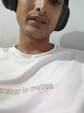 NAVINUKhot boy online show from 17, 7, 2026