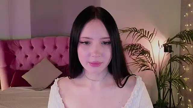 Snapshot of GraceMonroes chatting on 21, 7, 2026 GraceMonroes online show from 21, 7, 2026