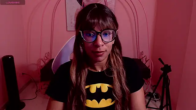 Ariavelvett  online show from 23, 7, 2026