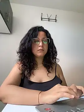 DaphneSky online show from 21, 7, 2026