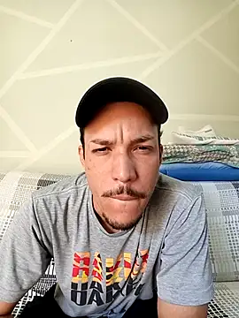 Snapshot of WillemPine chatting on 21, 7, 2026 WillemPine online show from 21, 7, 2026