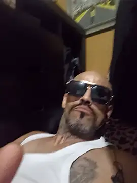 Snapshot of sexboyhot121 chatting on 19, 7, 2026 sexboyhot121 online show from 19, 7, 2026