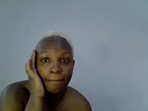 Snapshot of Azariaxxx chatting on 20, 7, 2026 Azariaxxx online show from 20, 7, 2026