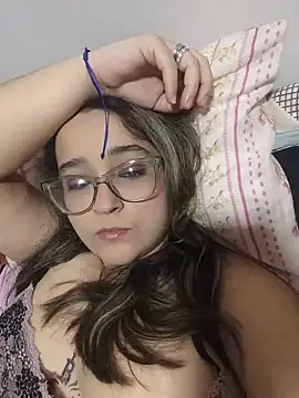 Snapshot of Lisanedelsarto chatting on 4, 8, 2026 Lisanedelsarto online show from 4, 8, 2026