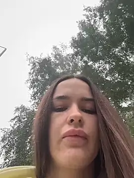 MiaCatt online show from 23, 7, 2026