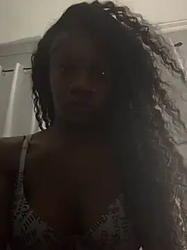 Snapshot of therealgiabenj chatting on 21, 7, 2026 therealgiabenj online show from 21, 7, 2026