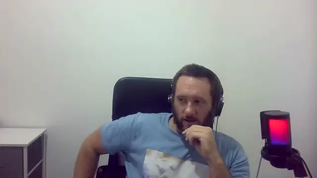 Snapshot of dadted chatting on 21, 7, 2026 dadted online show from 21, 7, 2026