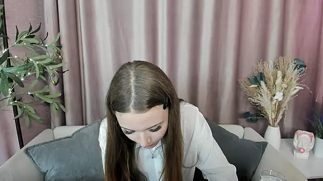 Snapshot of TerriPascale chatting on 24, 7, 2026 TerriPascale online show from 24, 7, 2026