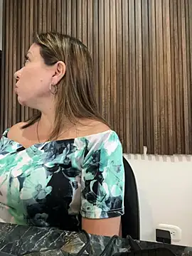 Scarlett Noil online show from 23, 7, 2026