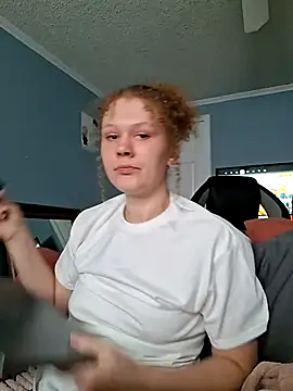 Snapshot of MaddieBoo1 chatting on 22, 7, 2026 MaddieBoo1 online show from 22, 7, 2026