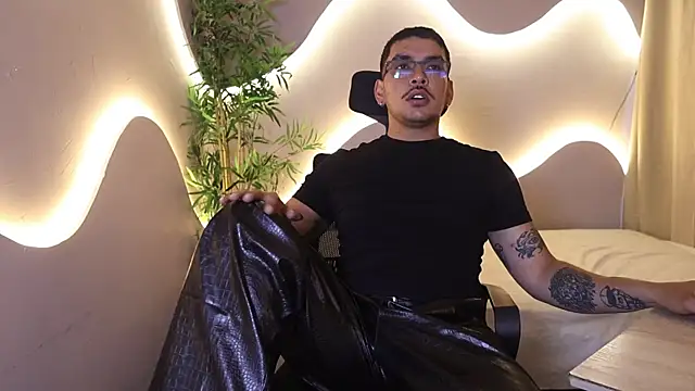 xdaniruiz online show from 28, 7, 2026
