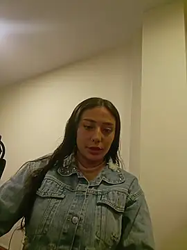 caroline bennett online show from 24, 7, 2026
