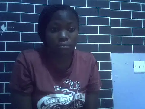 prettydivabloom online show from 3, 8, 2026