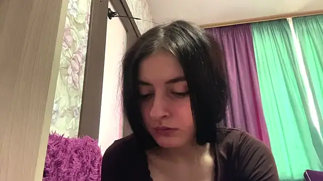 RochelleTrossbach online show from 22, 7, 2026