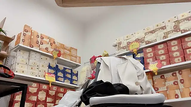 Katy Bae online show from 10, 5, 2026
