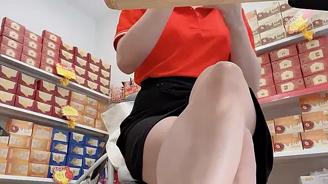 Snapshot of Katy_Bae chatting on 7, 4, 2026 Katy Bae online show from 7, 4, 2026