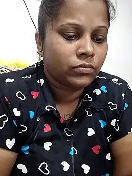 Snapshot of Jillukutty143 chatting on 24, 7, 2026 Jillukutty143 online show from 24, 7, 2026