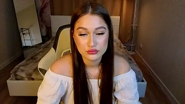 Lexy Gilbert online show from 28, 7, 2026