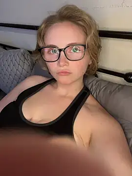 Kat peachyy26 online show from 29, 7, 2026