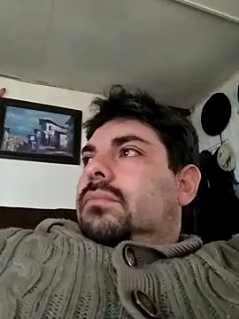 Snapshot of robredoj chatting on 4, 2, 2026 robredoj online show from 4, 2, 2026