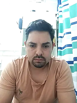 robredoj online show from 8, 11, 2025