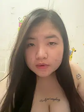 Danzyjoly online show from 23, 7, 2026