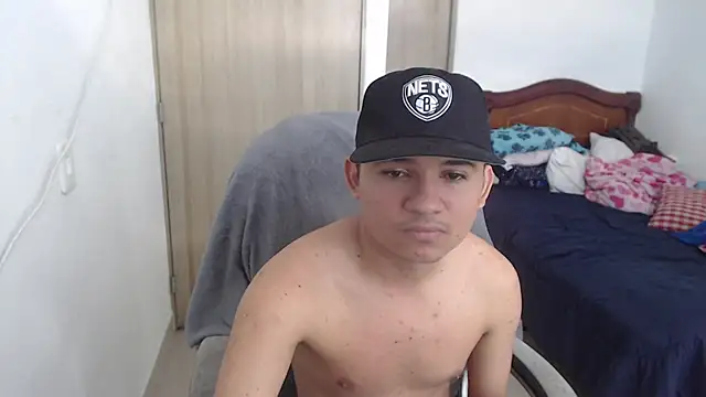 ThiagoHoyos online show from 24, 7, 2026