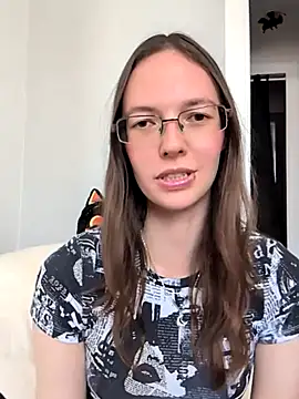 MrsCrazy18 online show from 30, 7, 2026