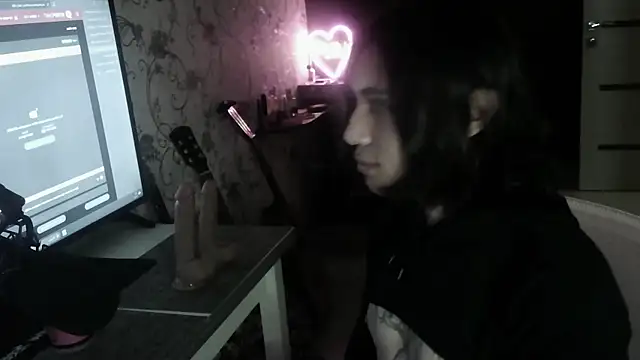 Snapshot of Kira_UwU_666 chatting on 24, 7, 2026 Kira UwU 666 online show from 24, 7, 2026