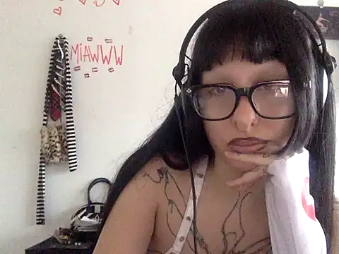 sasha69xoxo online show from 27, 7, 2026