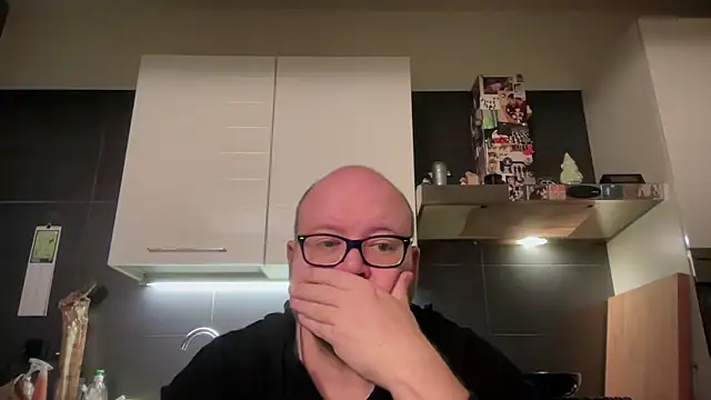 theitalianbear online show from 2, 3, 2026