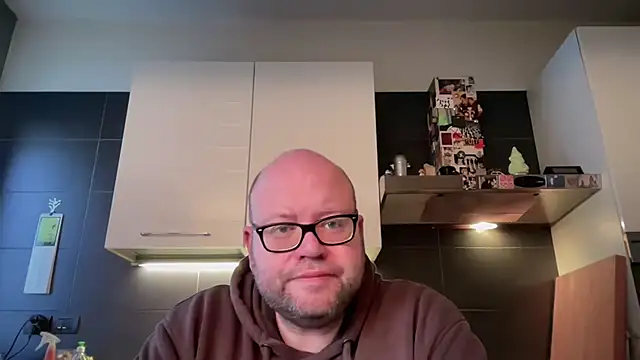 theitalianbear online show from 29, 3, 2026