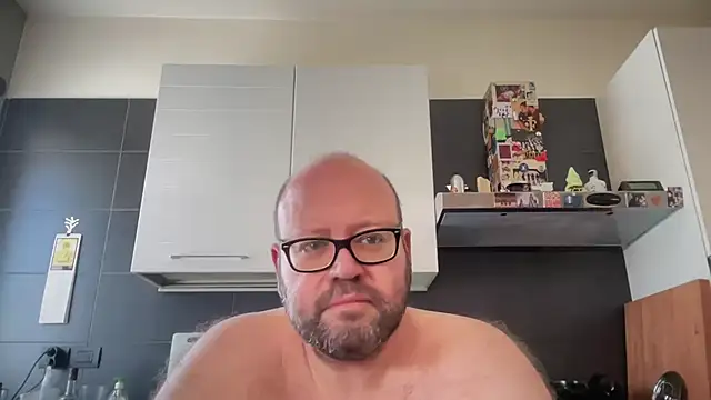 theitalianbear online show from 12, 6, 2026