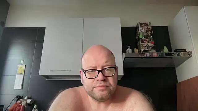 theitalianbear online show from 28, 6, 2026