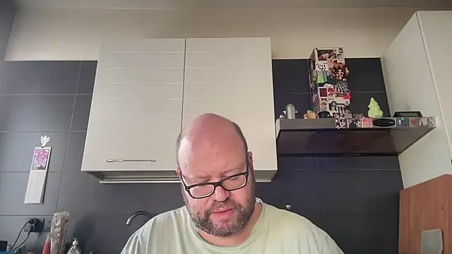 theitalianbear online show from 18, 4, 2026