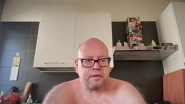 theitalianbear online show from 23, 6, 2026