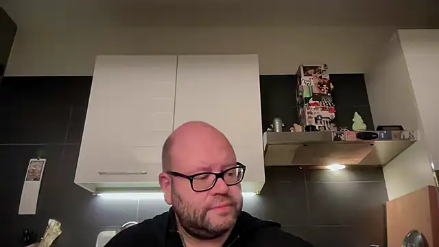 theitalianbear online show from 9, 10, 2025