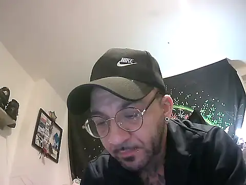 MagicStickBoy online show from 25, 3, 2026