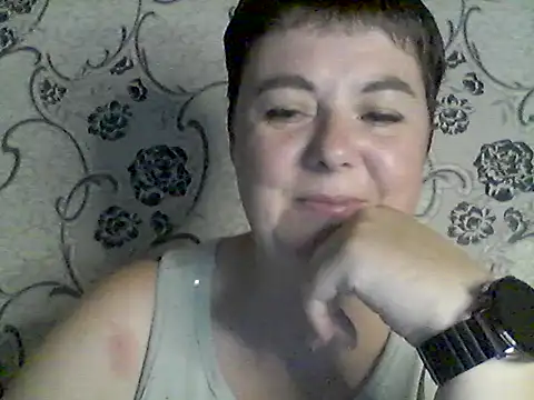 CherryLove7777 online show from 27, 7, 2026