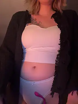 -Bratty- online show from 5, 8, 2026