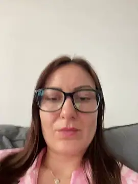 cutekittie123456 online show from 28, 7, 2026