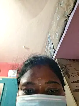 Sexy Srinisha online show from 5, 8, 2026