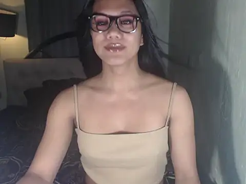yourgoddesslatina online show from 27, 7, 2026