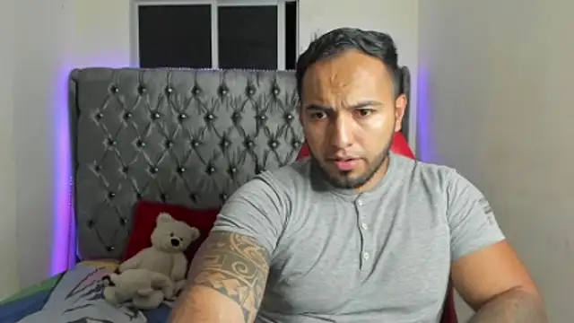 mrloganfuck1 online show from 26, 3, 2026
