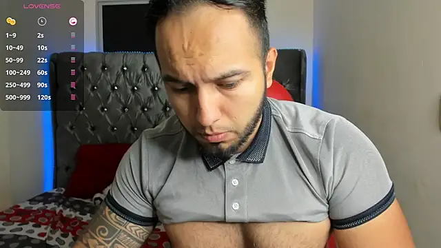 Snapshot of mrloganfuck1 chatting on 5, 7, 2026 mrloganfuck1 online show from 5, 7, 2026